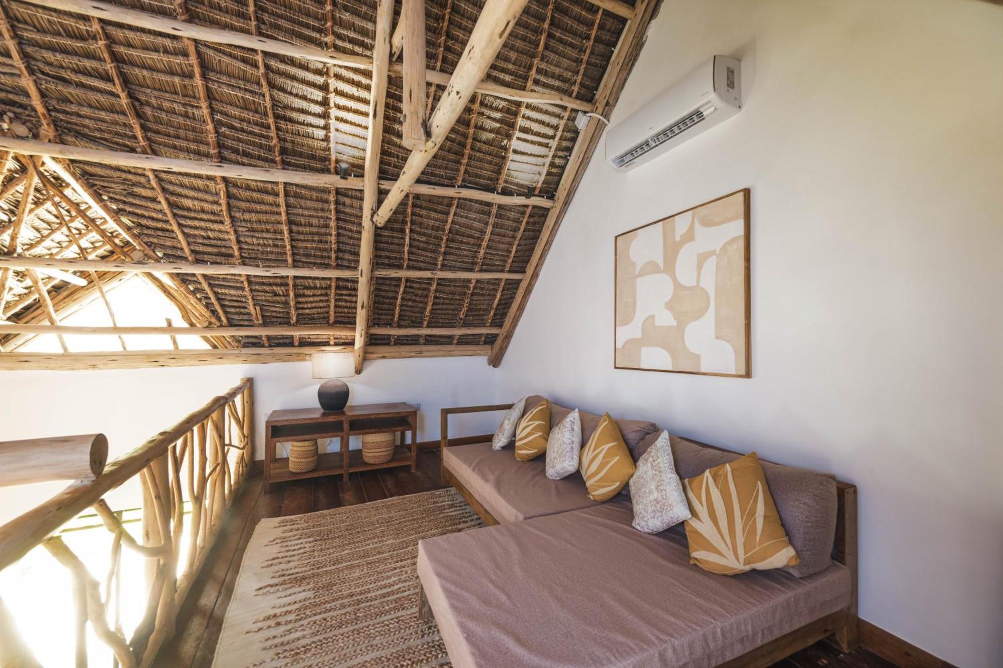 Mala Boutique Hotel Bwejuu Exterior photo