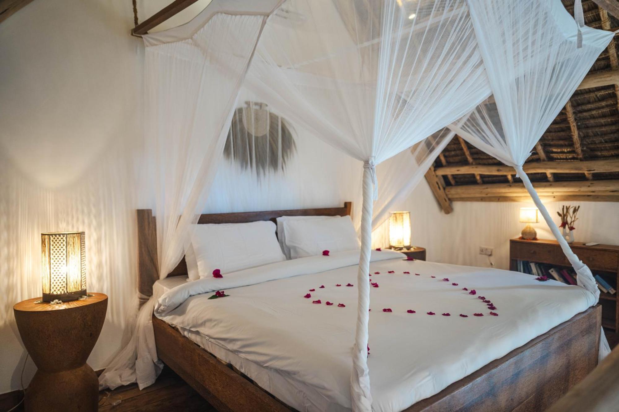 Mala Boutique Hotel Bwejuu Exterior photo